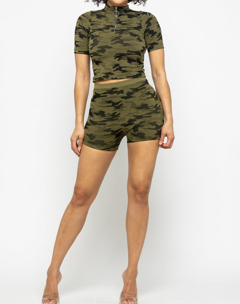 Seamless Camo Zipper Top Short Set